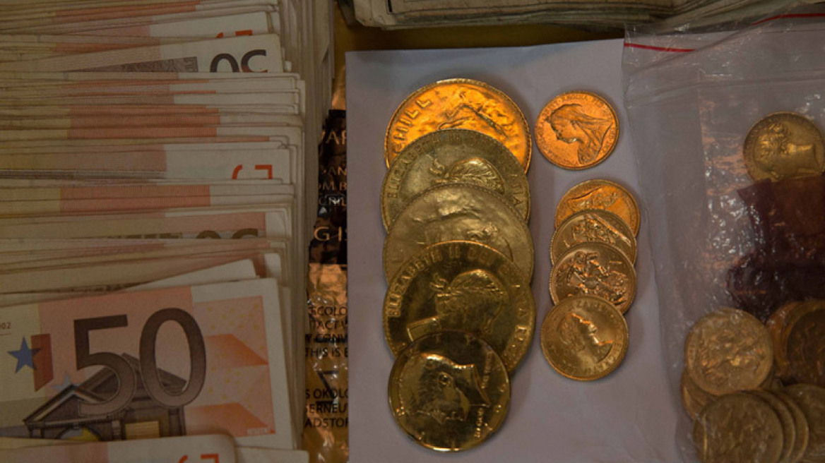 Ο κλεμμένος θησαυρός βρέθηκε στο Χαλάνδρι: 700 κιλά χρυσαφικά, διαμάντια και μετρητά 